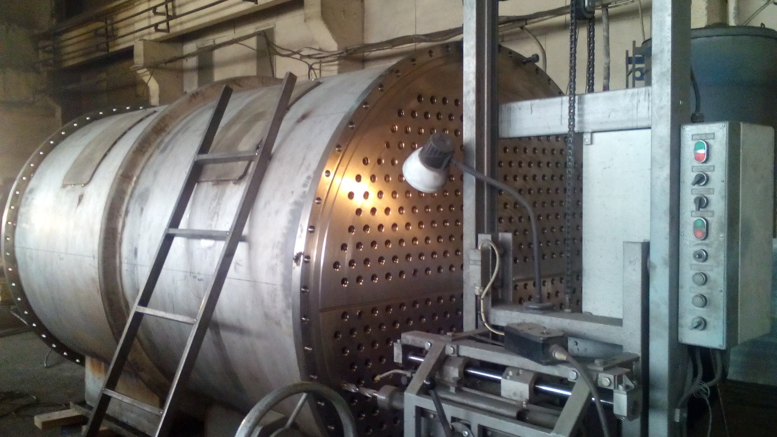 Gas turbine combustion chambers, flame tubes, transition pieces