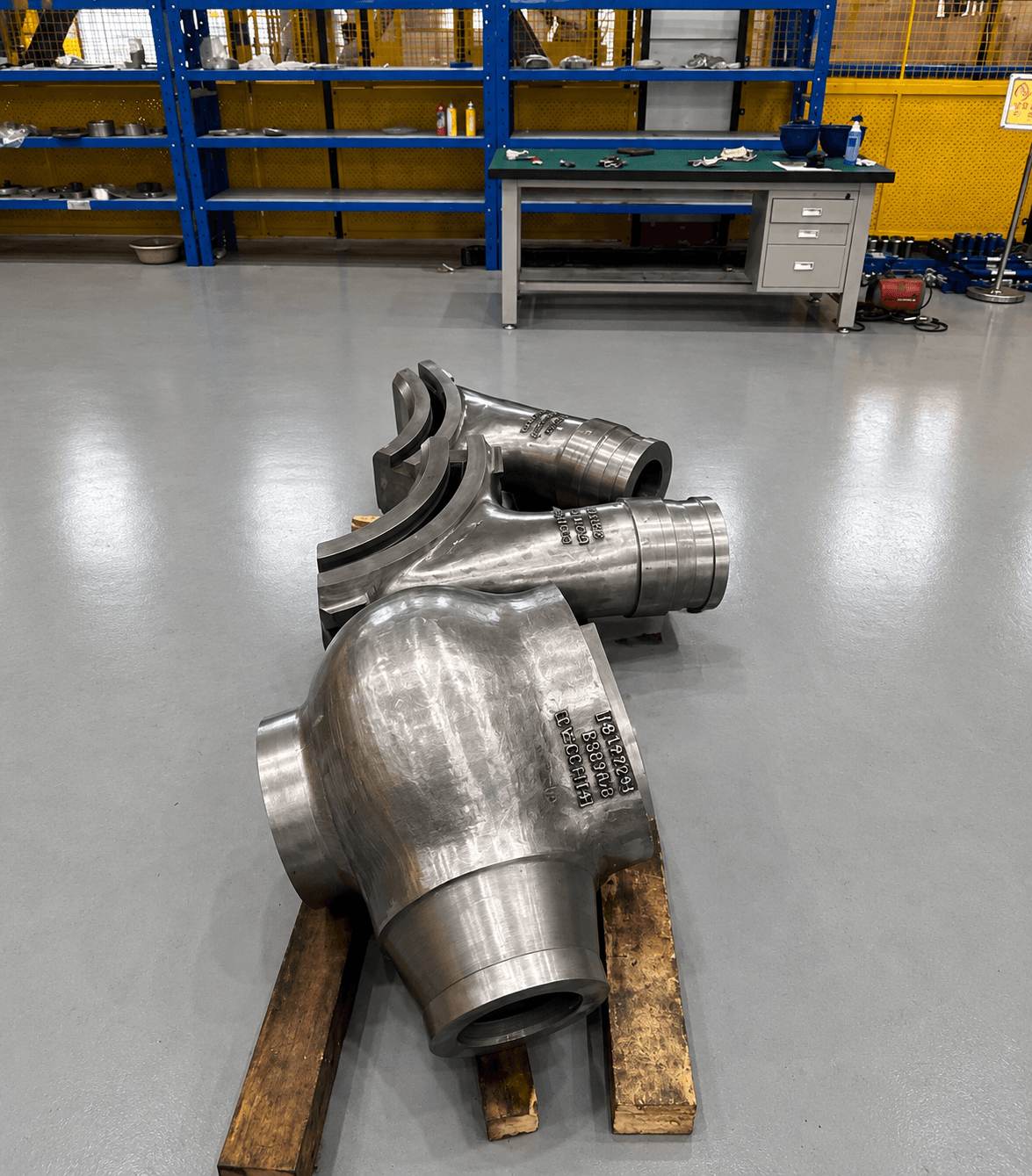 Steam turbine valves