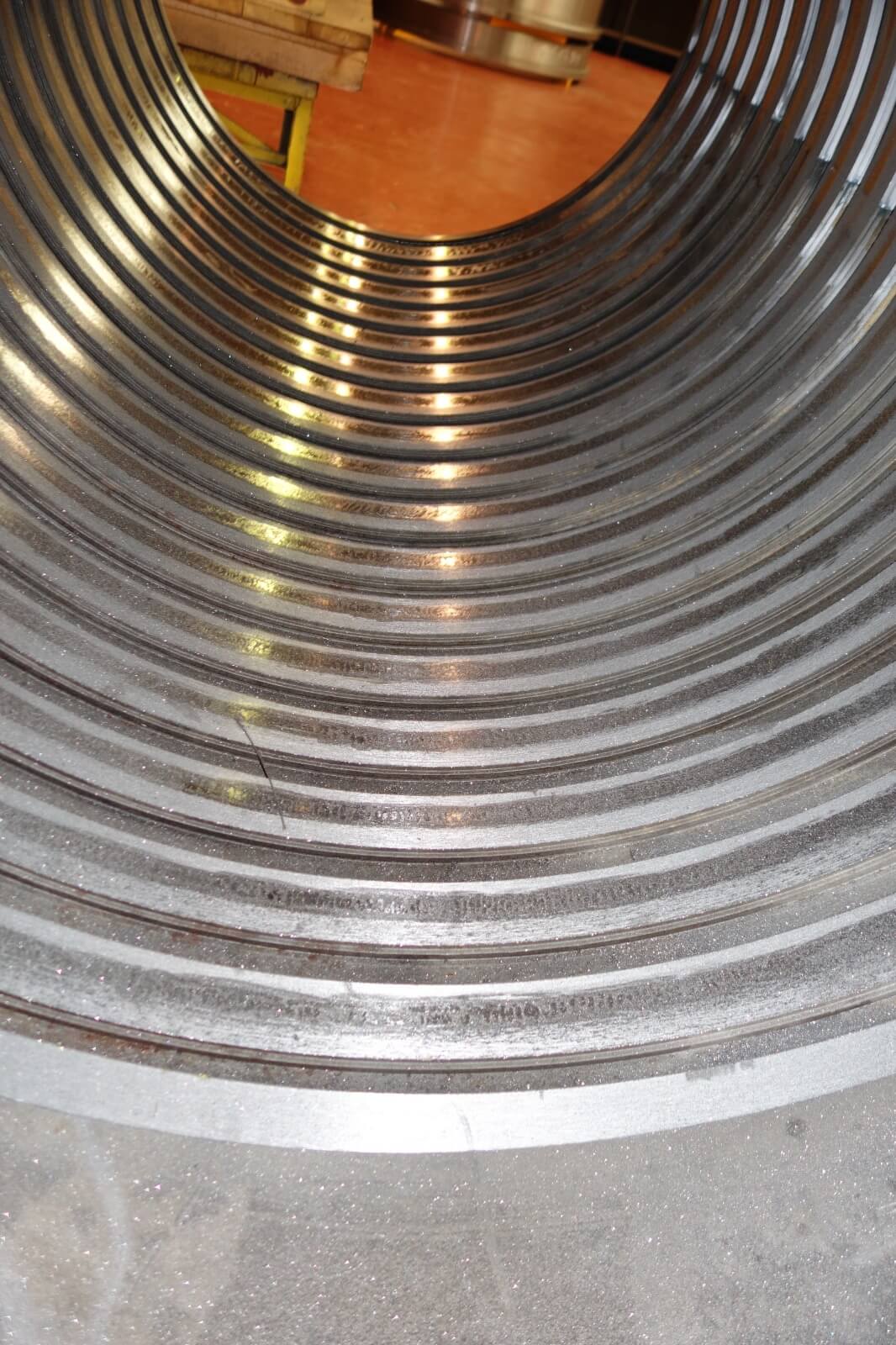 Gas turbine guide vanes and nozzle assemblies