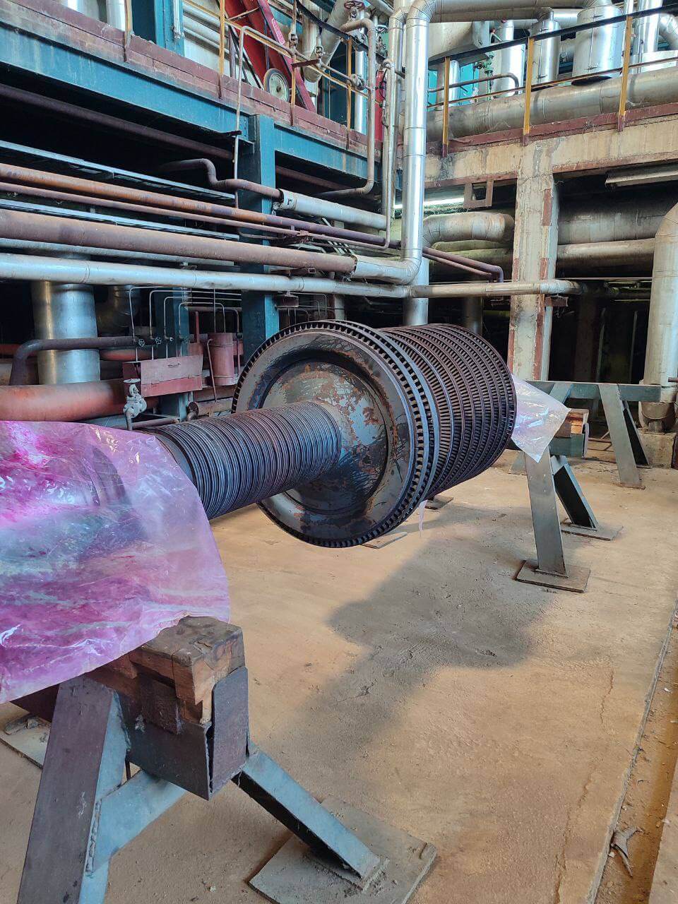Steam turbine rotors and couplings