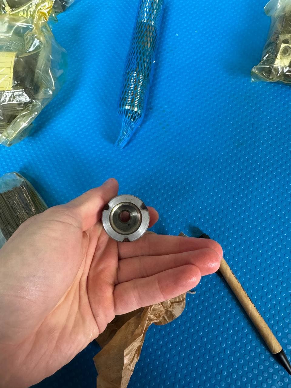 Steam turbine studs, nuts, and springs