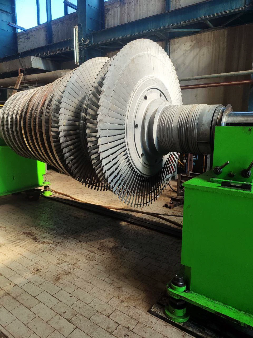 Supervised installation of the T-110/120-130-4 turbine at Novi Sad CHP Plant