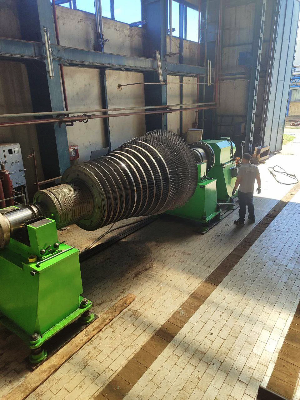 Supervised installation of the T-110/120-130-4 turbine at Novi Sad CHP Plant